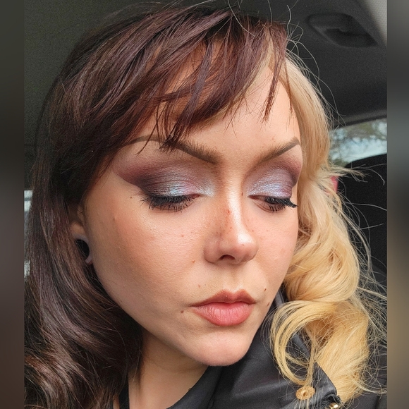 Meet your Posher, Anna rose - Picture 4 of 4